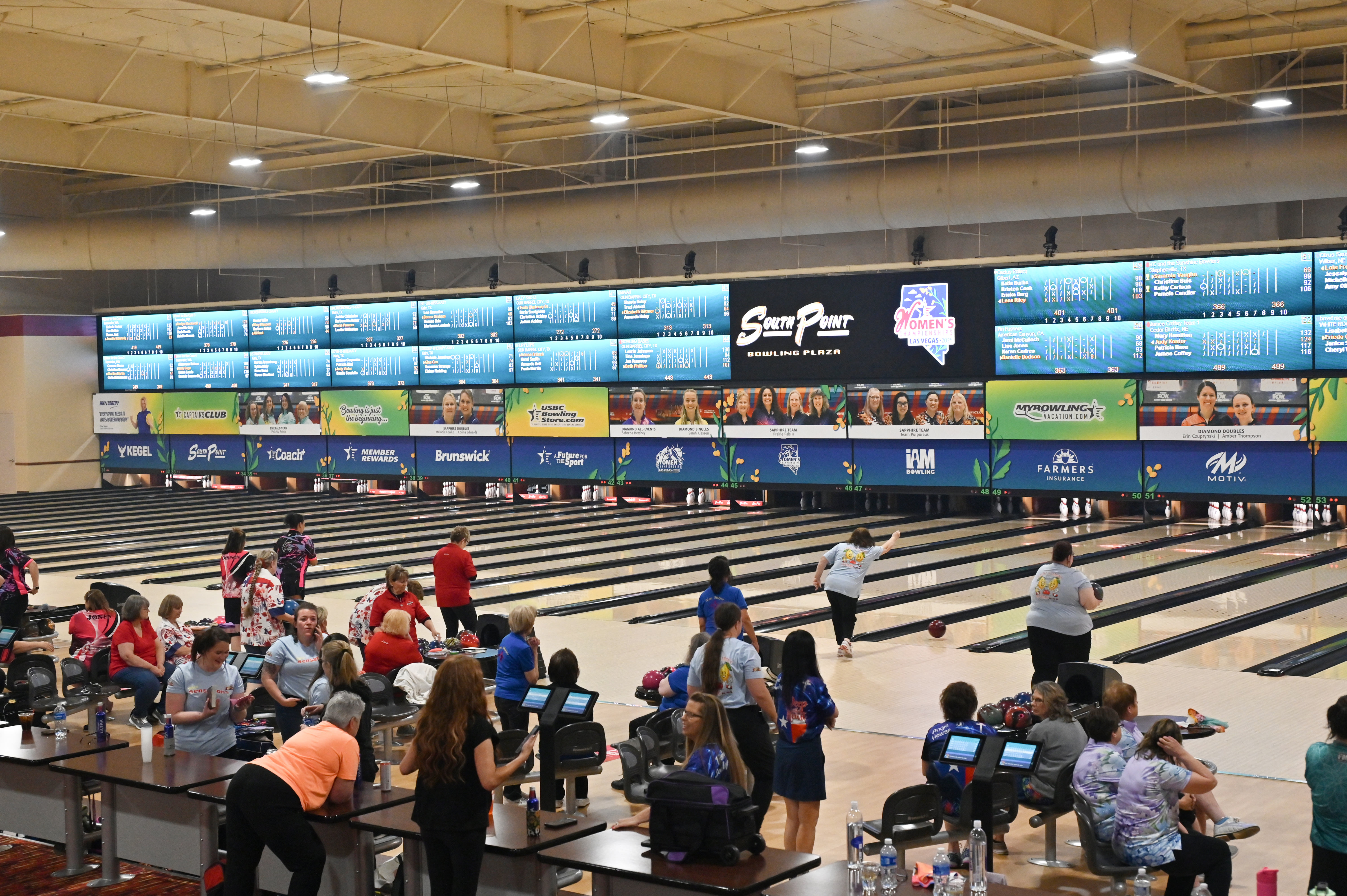 South Point Bowling Plaza